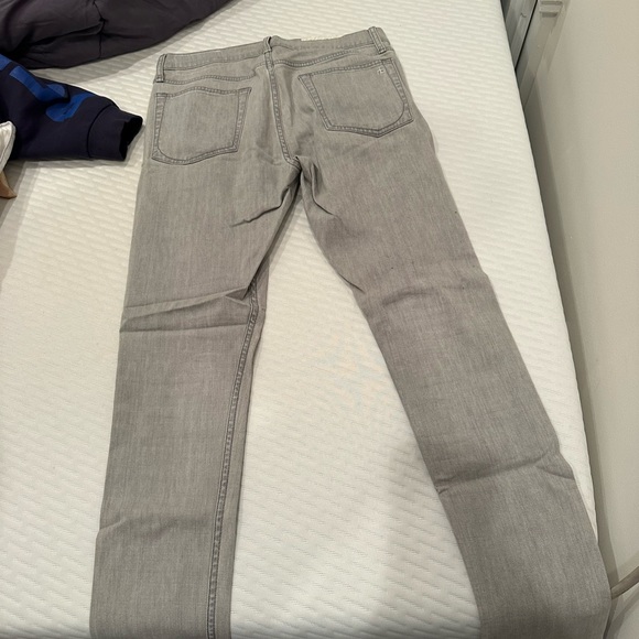 Rag and bone men’s gray jeans - length 31, width 32 - Picture 2 of 3